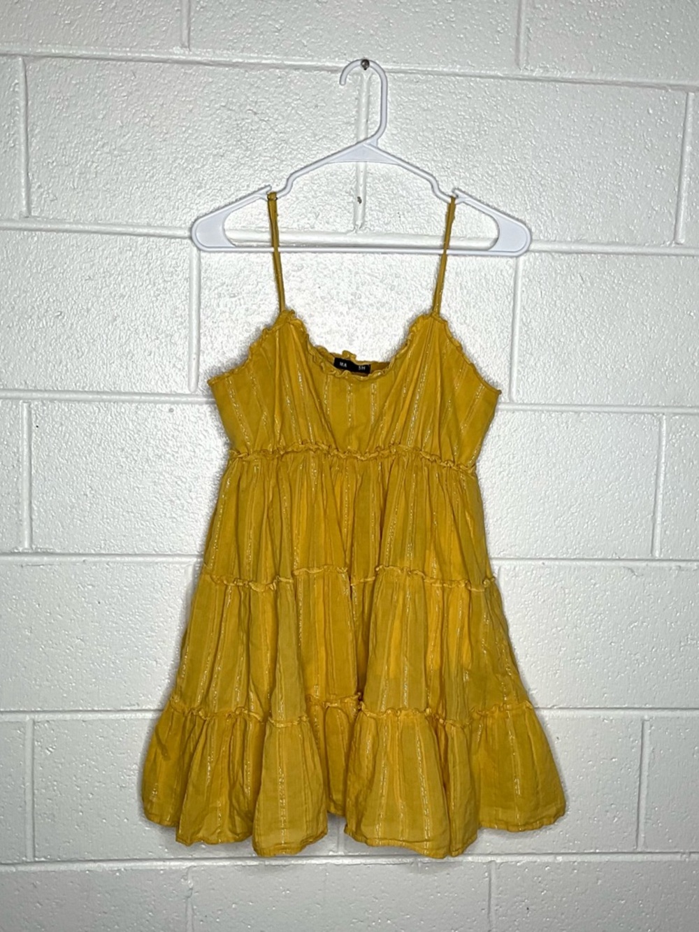 < Max + Ash Yellow Tiered Flare Mini Dress >
